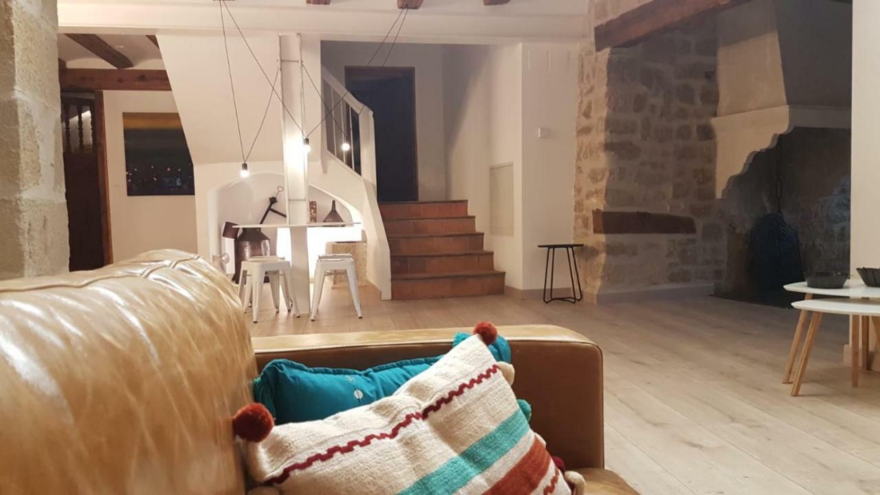 Lastias 발데로브레스 외부 사진